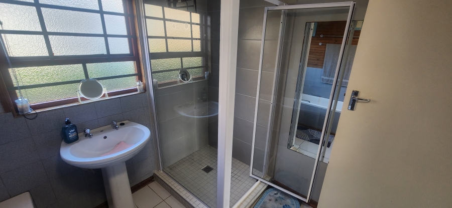 3 Bedroom Property for Sale in Dana Bay Western Cape